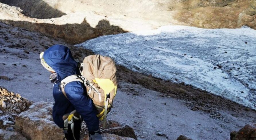 3 days Mount Kenya Climbing Sirimon route to Point Lenana
